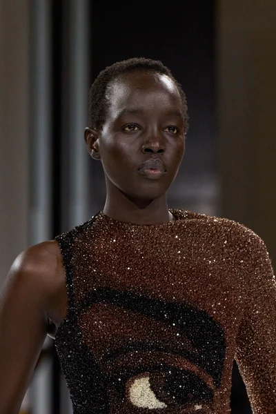 Look 8